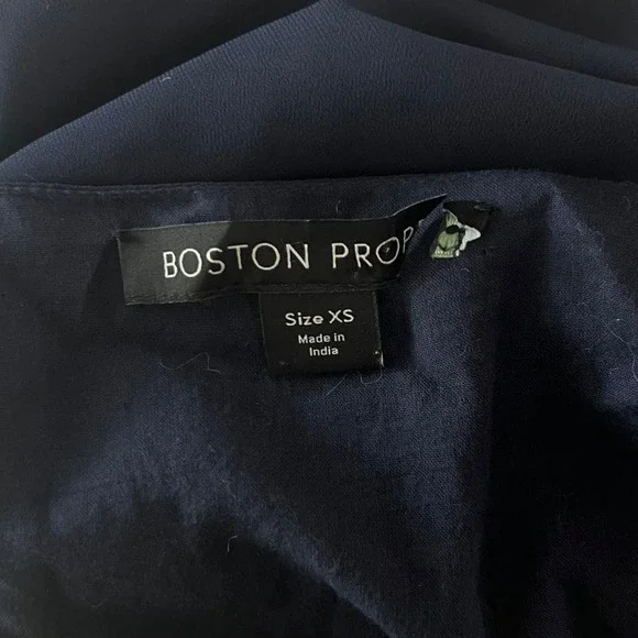 Boston Proper Navy Shell Embellished Kaftan Top XS - Picture 6 of 7